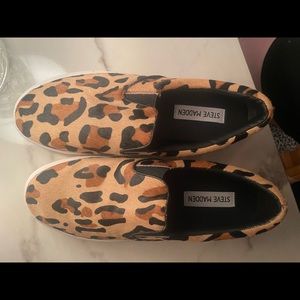 Steve Madden slip ons never worn size 6 1/2